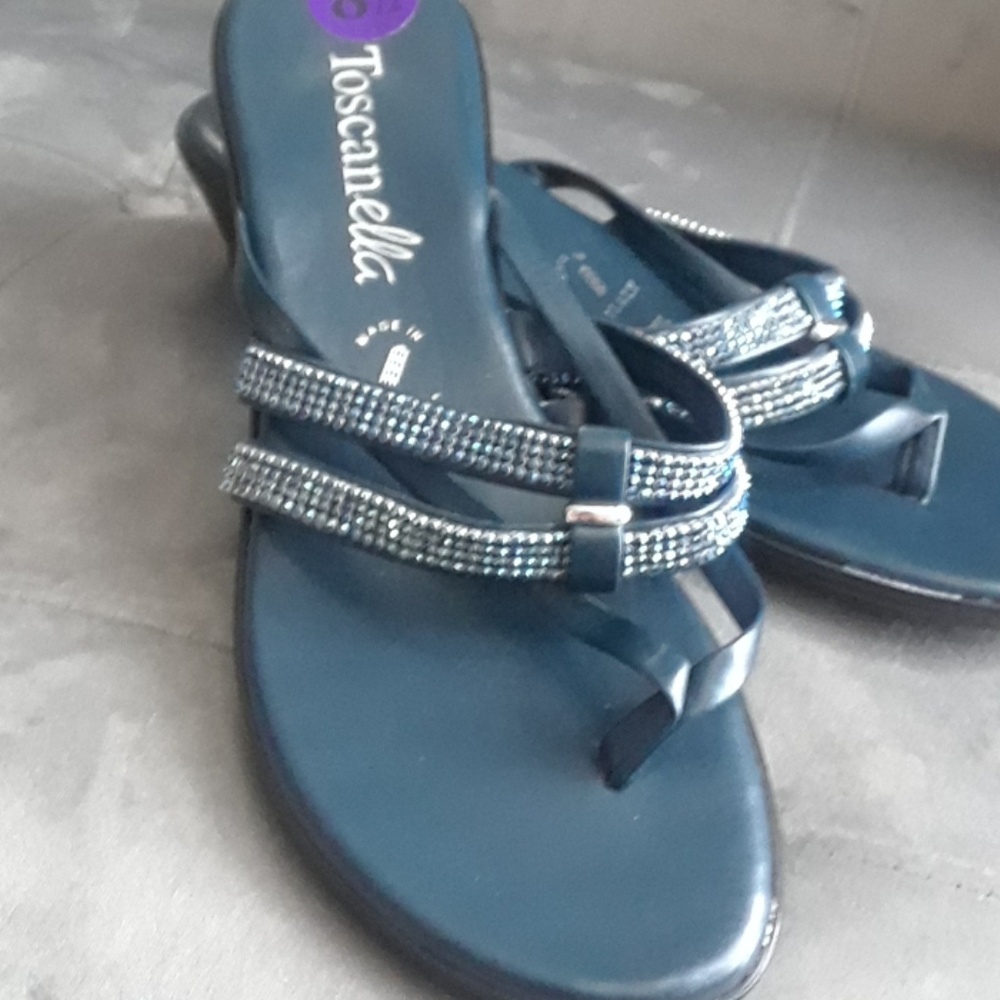 Shoes/ wedges